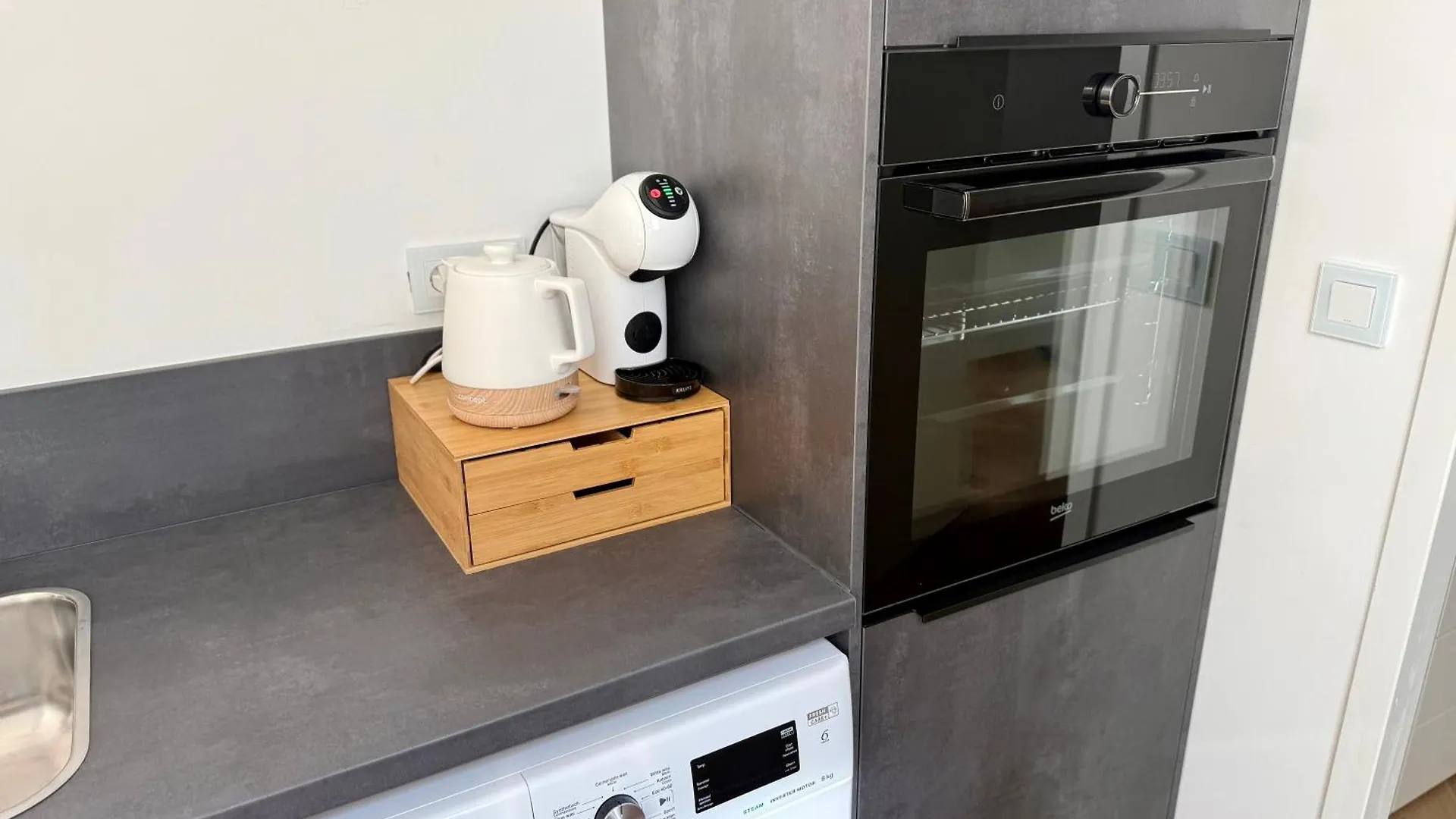 Sunshine Suites Utrecht Apartament